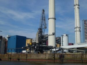 Muss weg - aber wie: Alte Kohle-Heizkraftwerk Wedel
