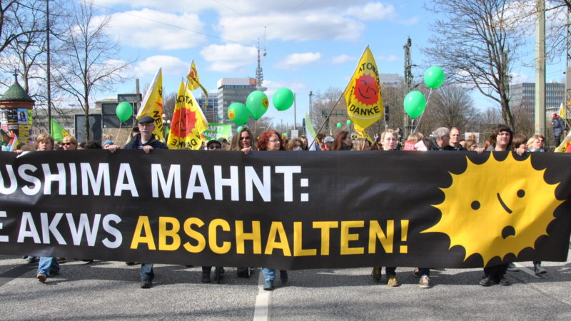 Mahnwache in Hamburg: Zehn Jahre Fukushima – atomare Gefahr weltweit beenden!