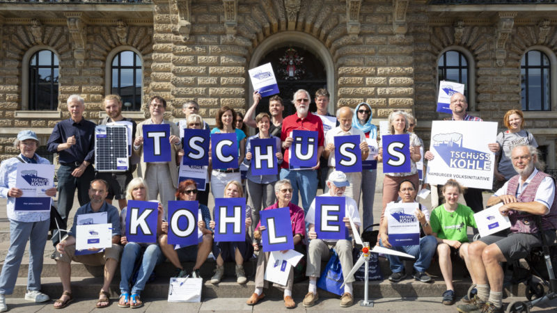 Hamburger Volksinitiative Tschüss Kohle: Mehr als 20.000 für Kohleausstieg und gegen Vattenfall