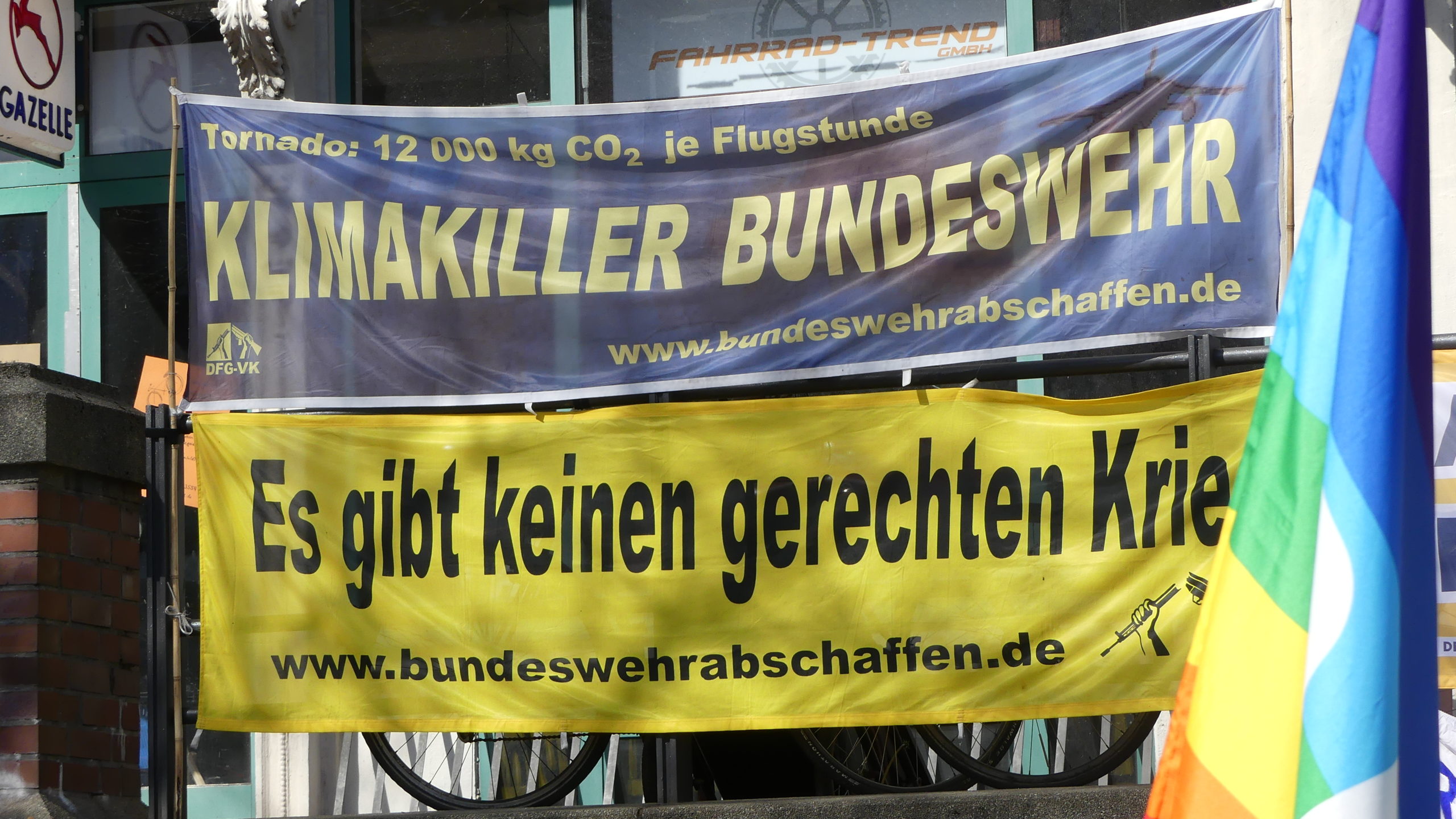 Hiroshima mahnt: Keine Atomwaffen – Keine Atomenergie – Kundgebung in Hamburg – Fahrraddemo in Gronau