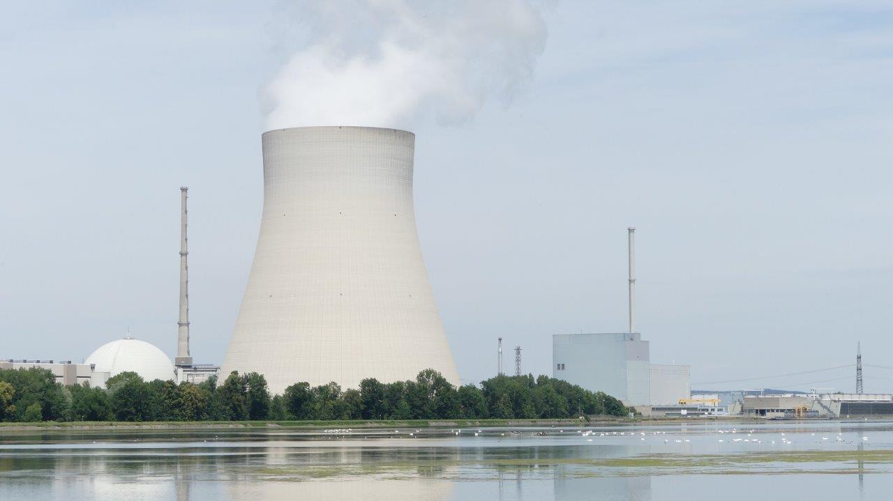 Habeck verlängert Atomgefahren – Neoliberal in die Katastrophe