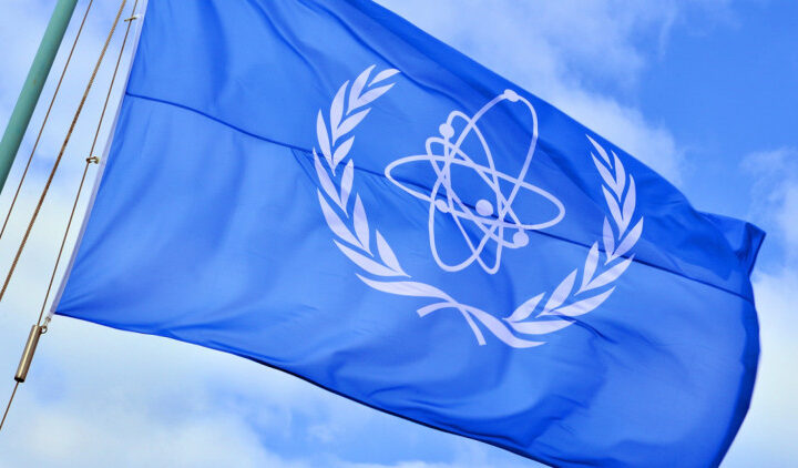 Wachsende Nuklear-Risiken. Russland droht – USA verlegen Atomwaffen-U-Boote … Atomenergieagentur meldet Kriegskämpfe nahe AKW Saporischschja