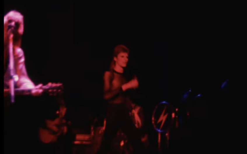 Some kind of freedom! David Bowie – Rock ‘N’ Roll Suicide (Live at Hammersmith Odeon, London 1973)