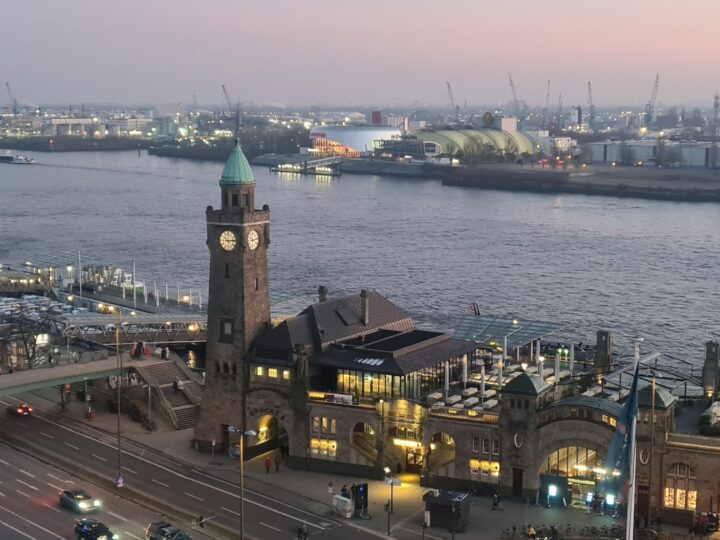 Langzeitbetrieb Schweizer AKWs – Über Risiken wird in Hamburg gesprochen